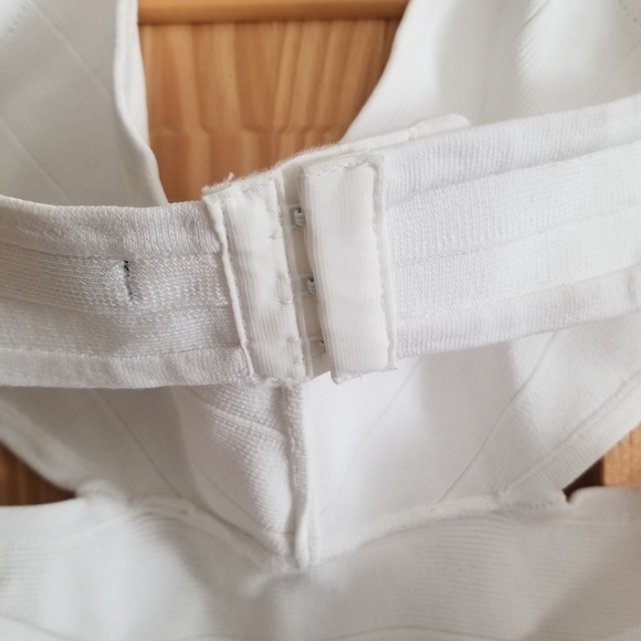 NWT Guess Cutout Dress - Picture 7 of 10